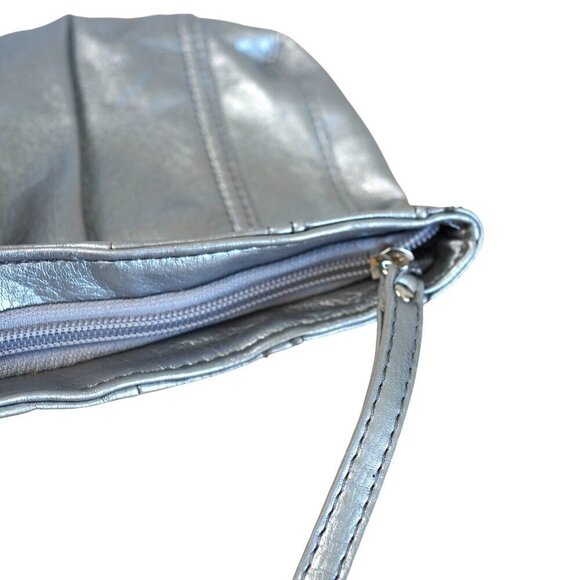 EUC Neiman Marcus Silver Wristlet Clutch Zip Top Metallic‎ Silver Bag - Picture 5 of 6